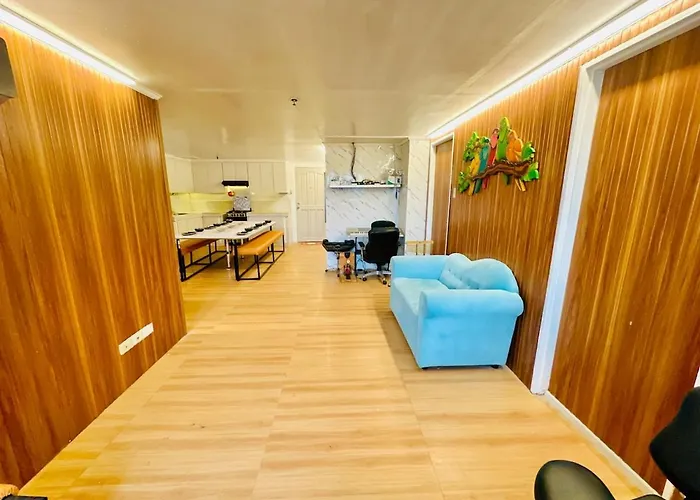 Letstay At Delsa 402 3-br 120-sqm Apartment Manila